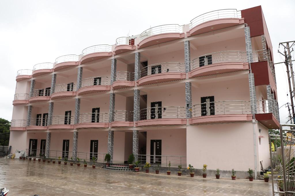 Somani Inn - last minute hotel in Jhargram