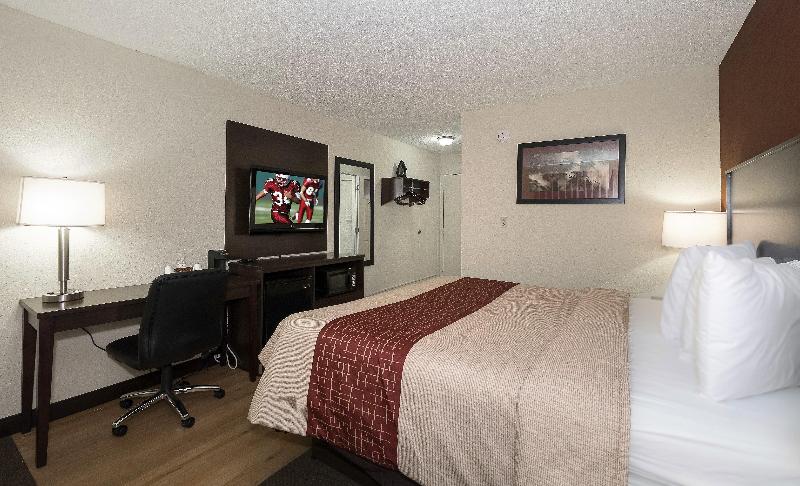 Red Roof Inn Dayton Huber Heights - photo 26