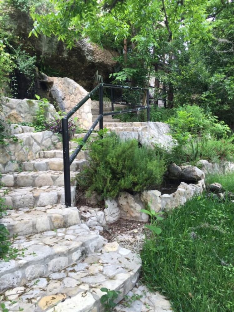 Frio Springs Lodges - photo 44