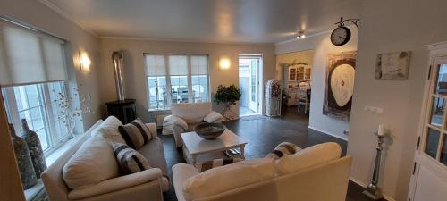 Ocean Front Villa — Vogar — photo 2