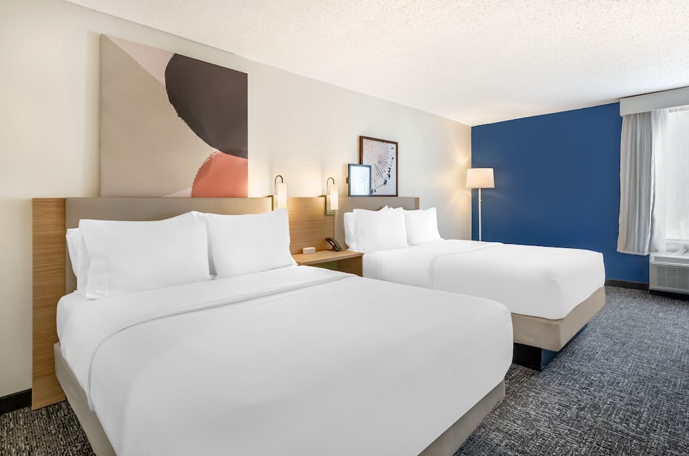 Spark by Hilton Knoxville North I 75 - photo 13