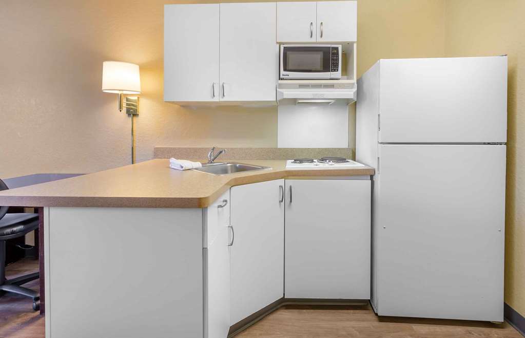 Extended Stay America Select Suites Roanoke Airport - photo 15