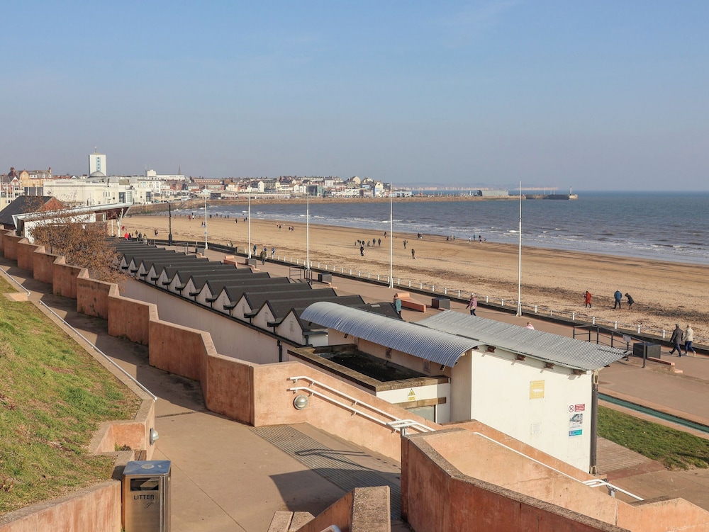 Apt 2 Hunter's Quay — 4-Star Luxury Hotel in Bridlington, United Kingdom