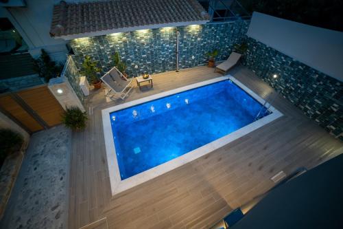 Thomas House Hersonissos Private Pool Sleeps 6 — 4-Star Luxury Hotel in Hersonissos, Greece