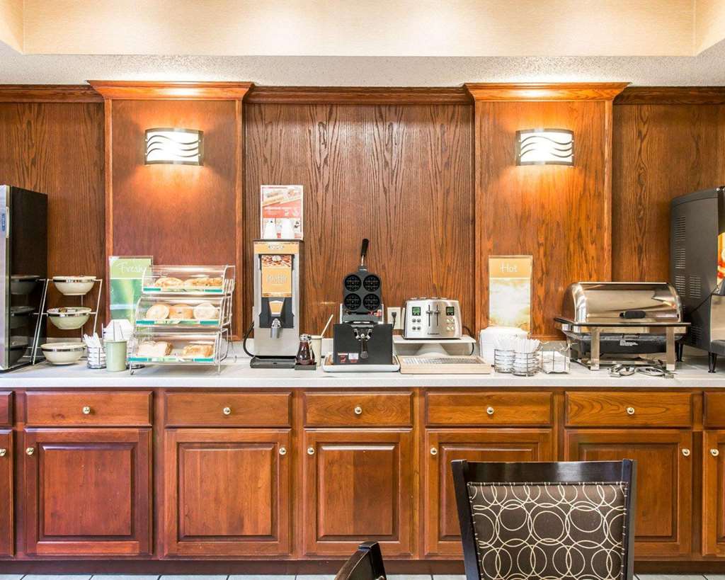 Quality Inn & Suites Niles - photo 99