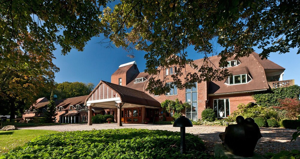 Landgoed De Wilmersberg — 4-Star Luxury Hotel in Oldenzaal, Netherlands