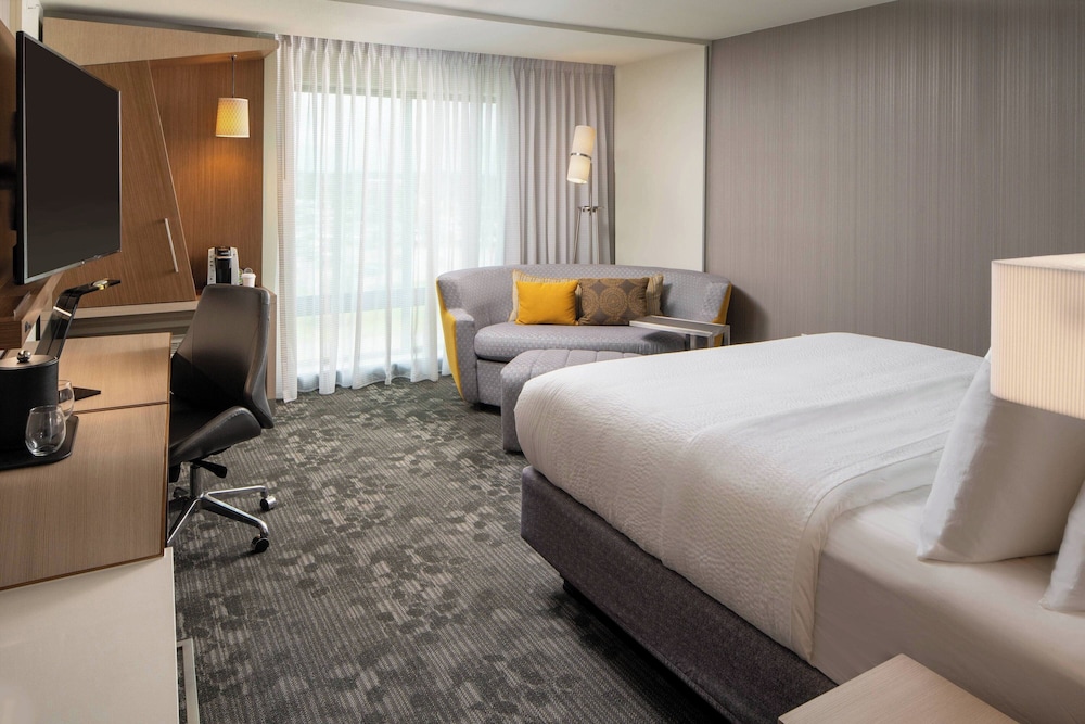 Courtyard by Marriott Lafayette South - photo 8