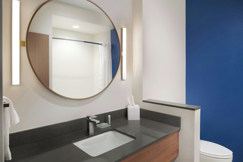 Fairfield Inn & Suites Columbus - photo 11