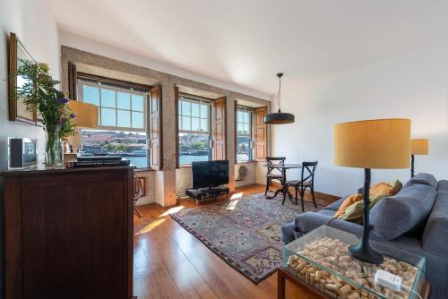 Porto Premium River View I — 4-Star Luxury Hotel in Porto, Portugal