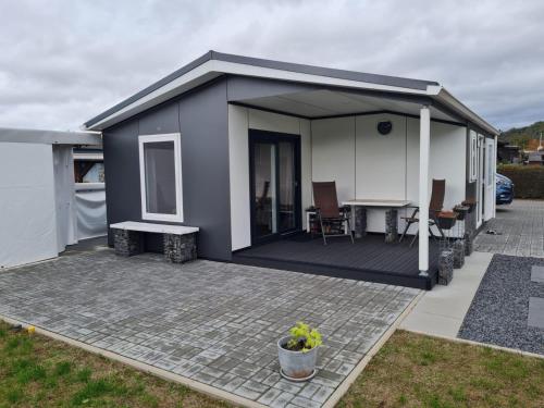 Mein Mosel Chalet Haus Birke — 4-Star Luxury Hotel in Koblenz, Germany