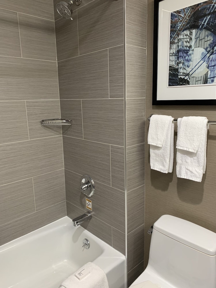 Fairfield Inn & Suites by Marriott New York Staten Island - photo 20