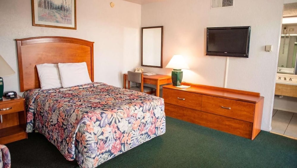 Wayfarer Inn Woodward - photo 13