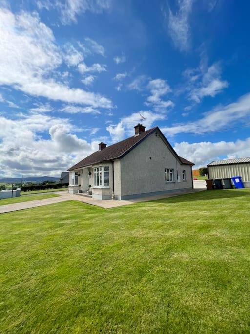 The Myles' Self Catering Cottage 4 Stars — 4-Star Luxury Hotel in Omagh, United Kingdom