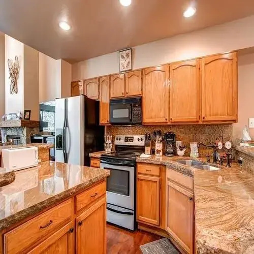 Village Point By Pinnacle Lodging - photo 16