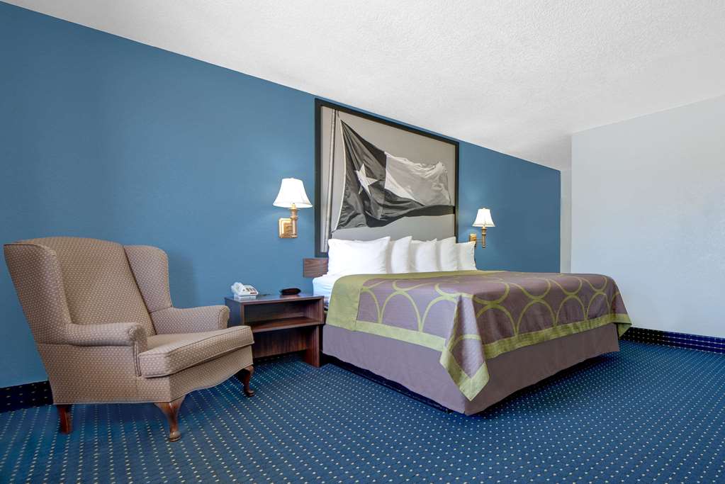 Super 8 by Wyndham Dumas TX - photo 8