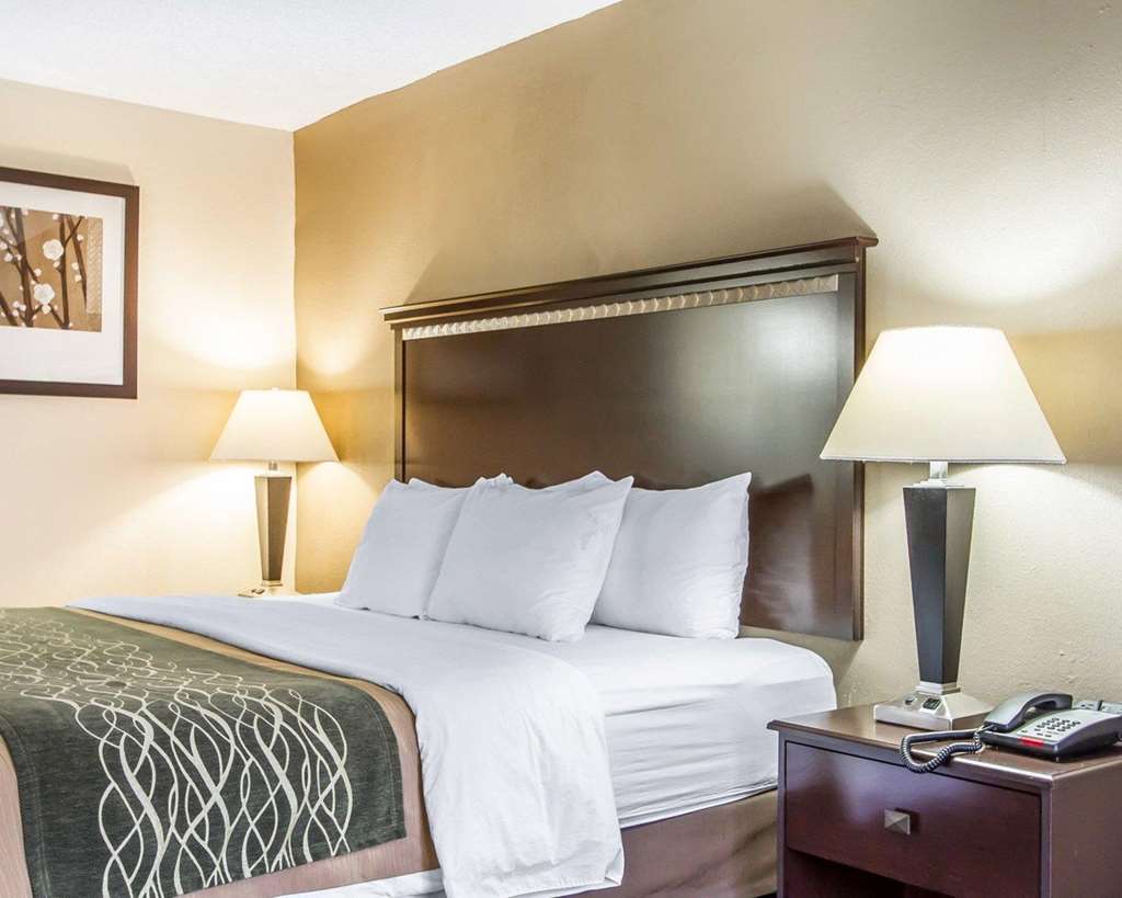 Quality Inn Macomb near University Area - photo 4