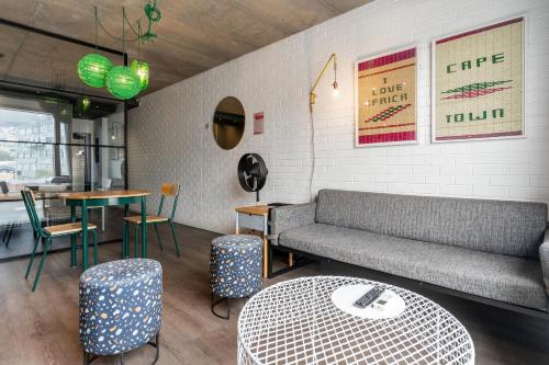 426 WEX1 by Perch Stays
