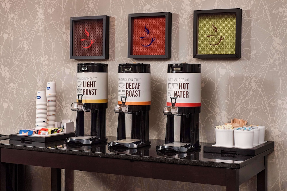 Hampton Inn & Suites Hershey Near The Park - photo 36