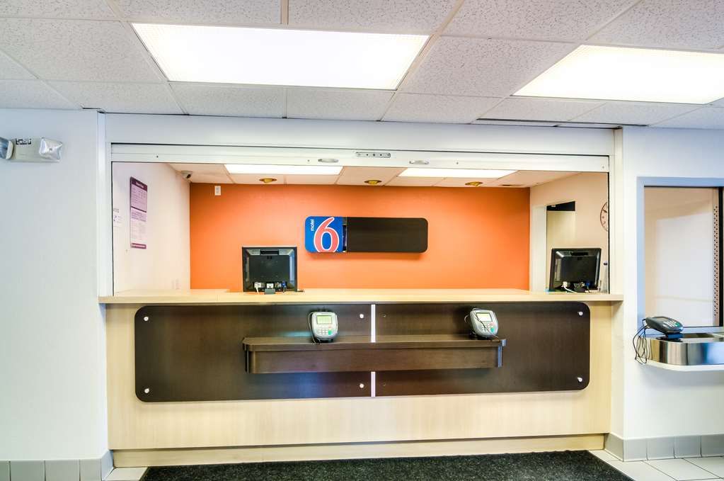 Motel 6 Arlington Heights IL Chicago North Central - photo 19