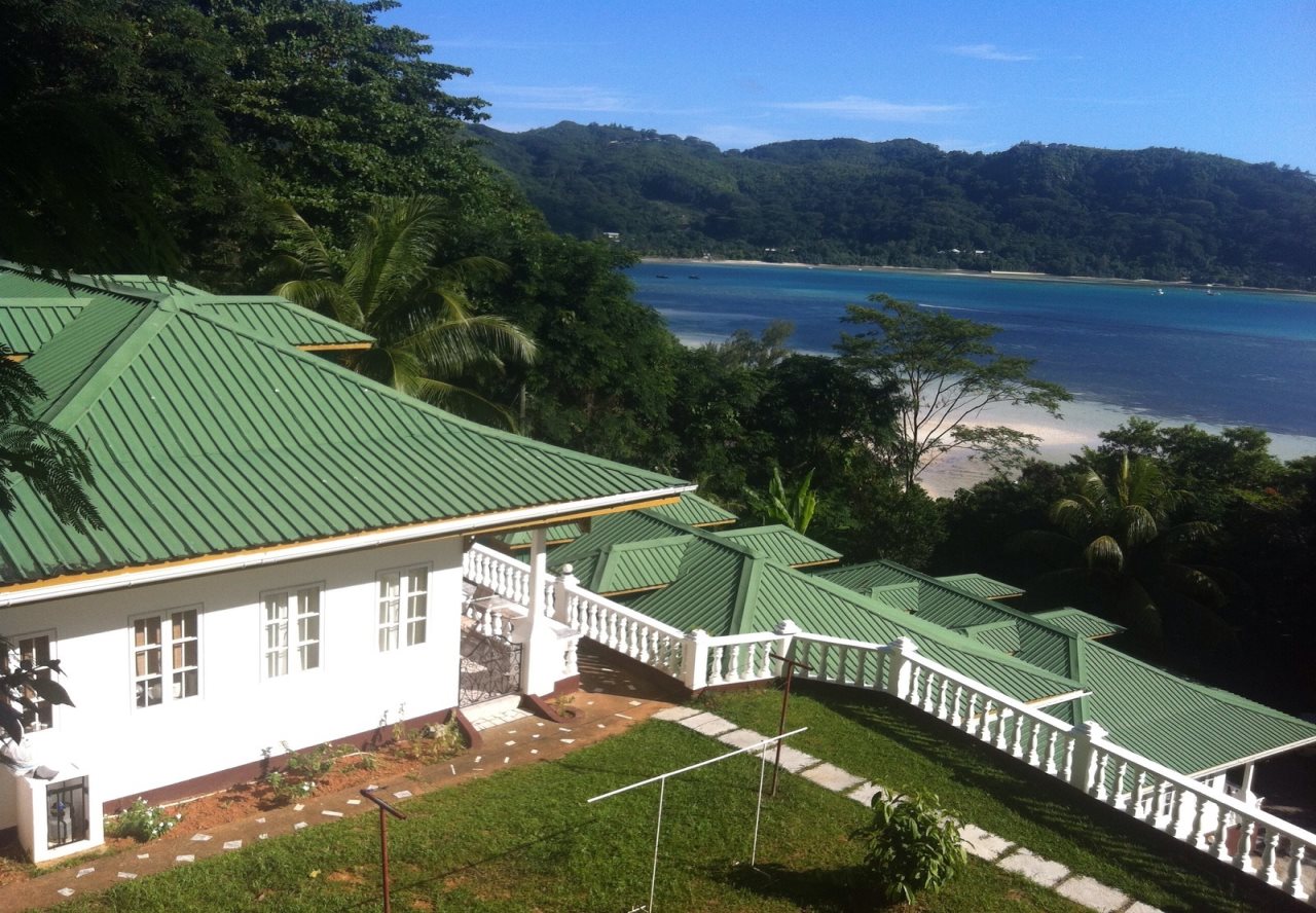 Seychelles Yellow Petals — 4-Star Luxury Hotel in Anse Boileau, Seychelles