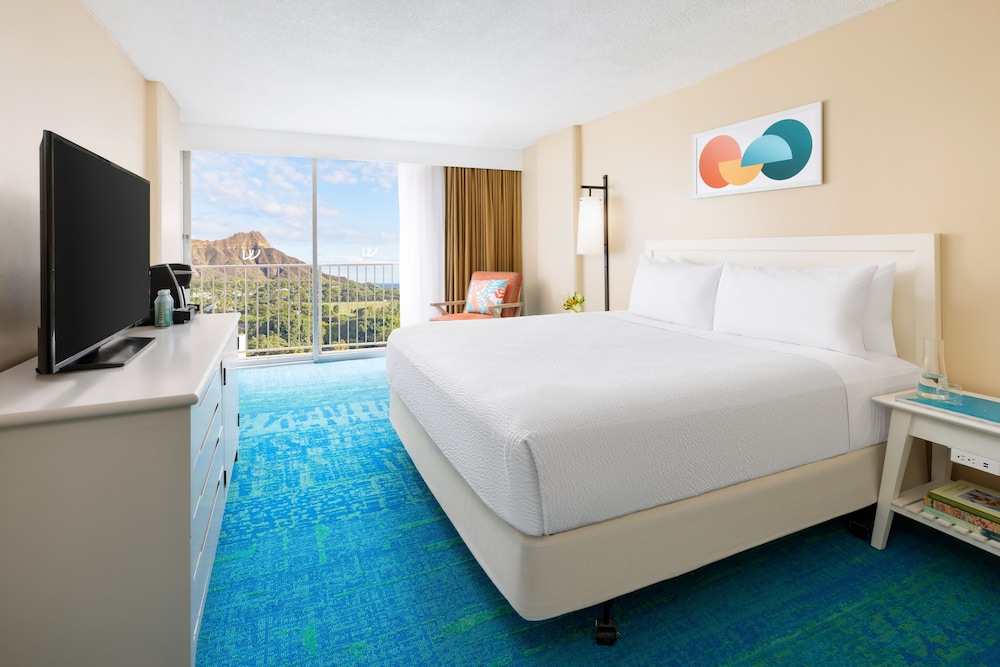 The Twin Fin Hotel - photo 20