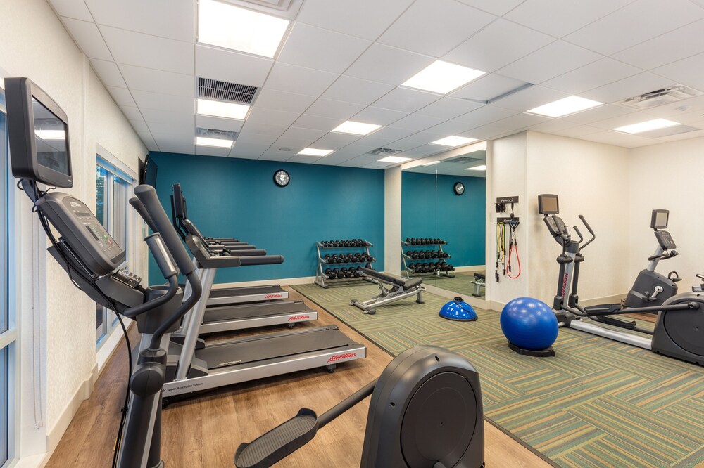 Holiday Inn Express & Suites Moreno Valley Riverside by IHG - photo 13