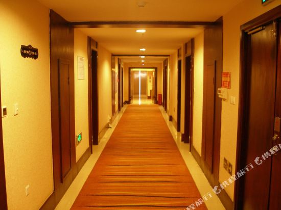 Garden Hotel - last minute hotel in Karamay