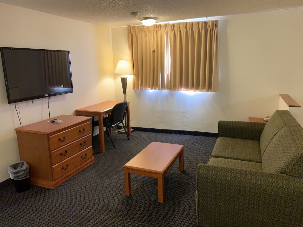 Brentwood Inn - photo 36