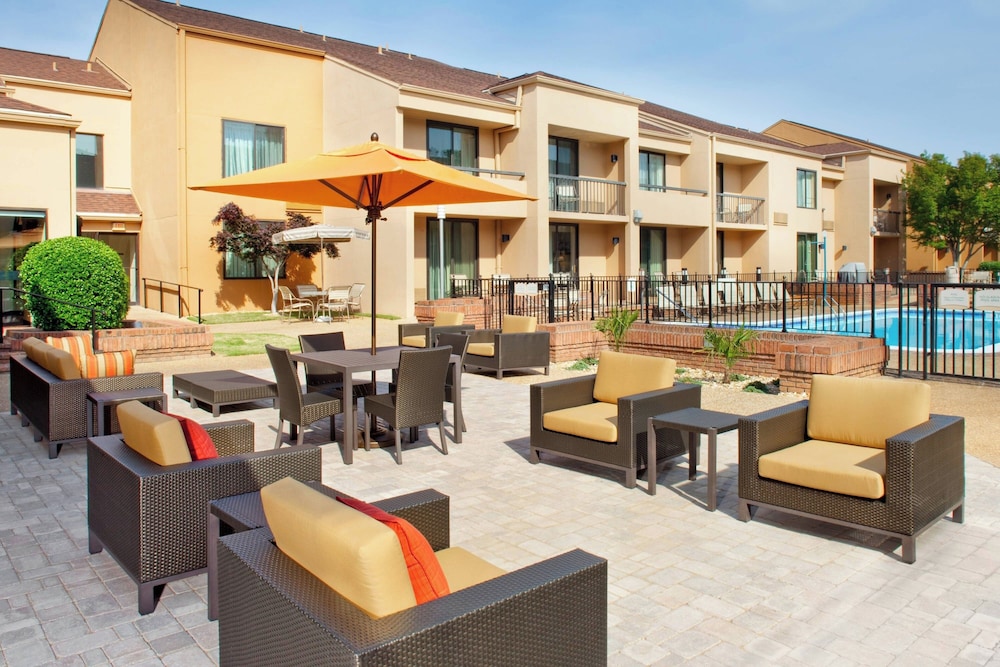 Courtyard by Marriott Columbus - photo 20
