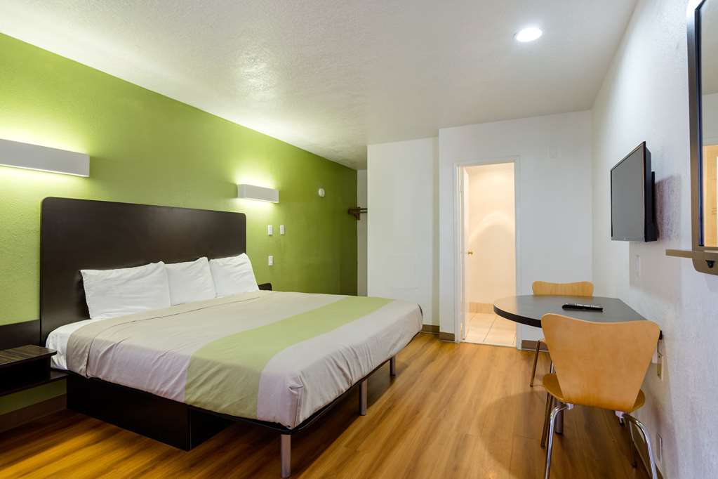 Motel 6 Santa Fe NM Downtown - photo 24
