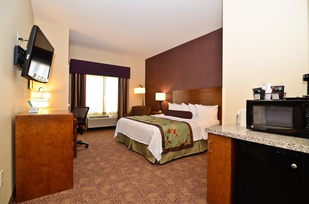 Best Western Plus Carousel Inn & Suites - photo 23