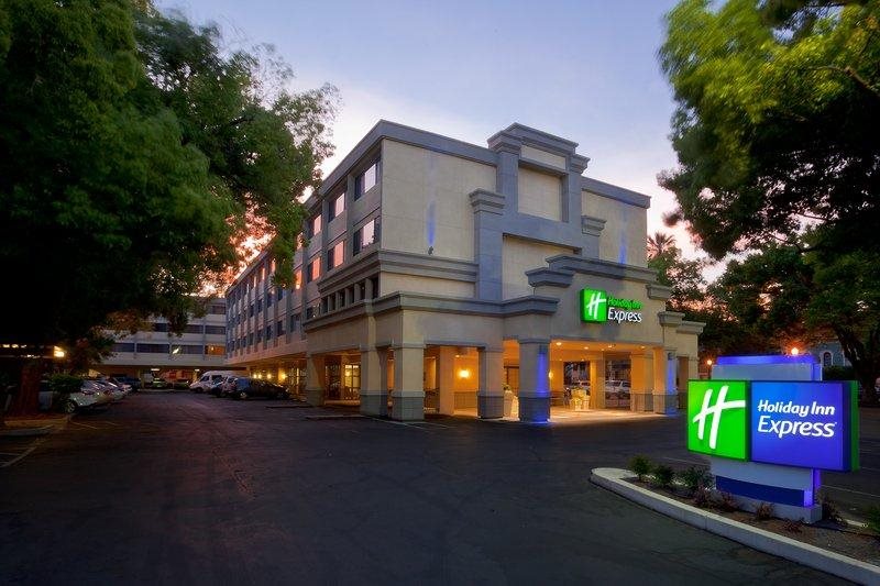 Holiday Inn Express Sacramento Convention Center in Sacramento, United States