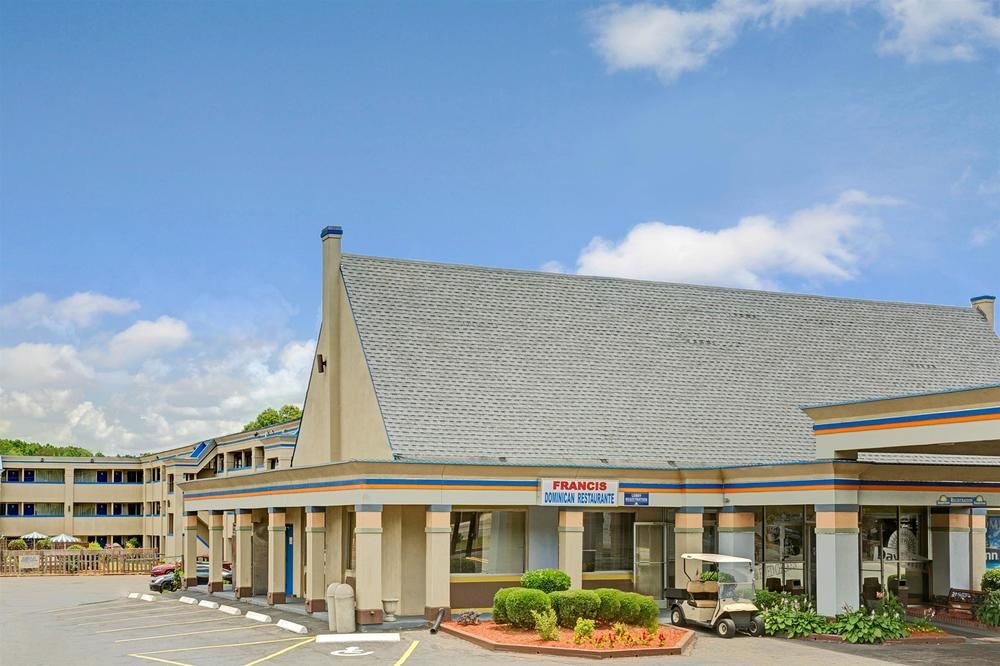 Days Inn Charlotte North Speedway UNCC Research Park - featured photo