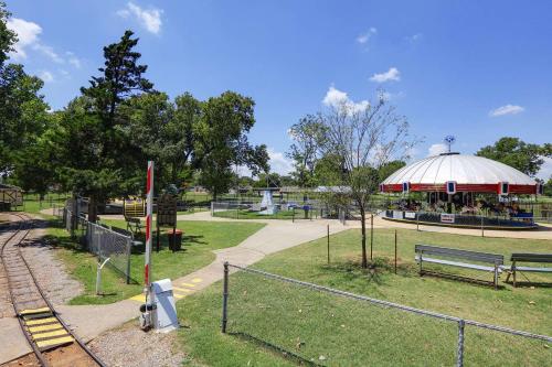 Super 8 by Wyndham Duncan - photo 2
