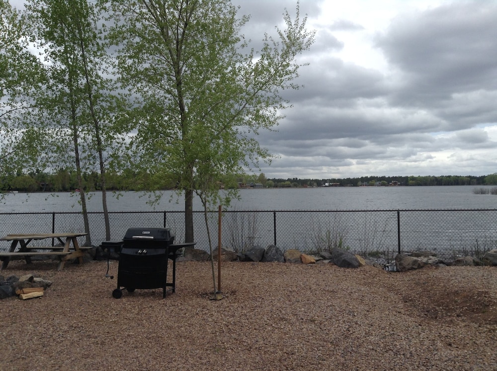 Rainbow's End Resort on Rainbow Lake - photo 111