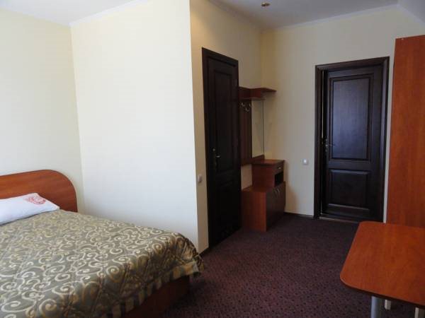 Viktoria Hotel — Obroshyne — photo 2