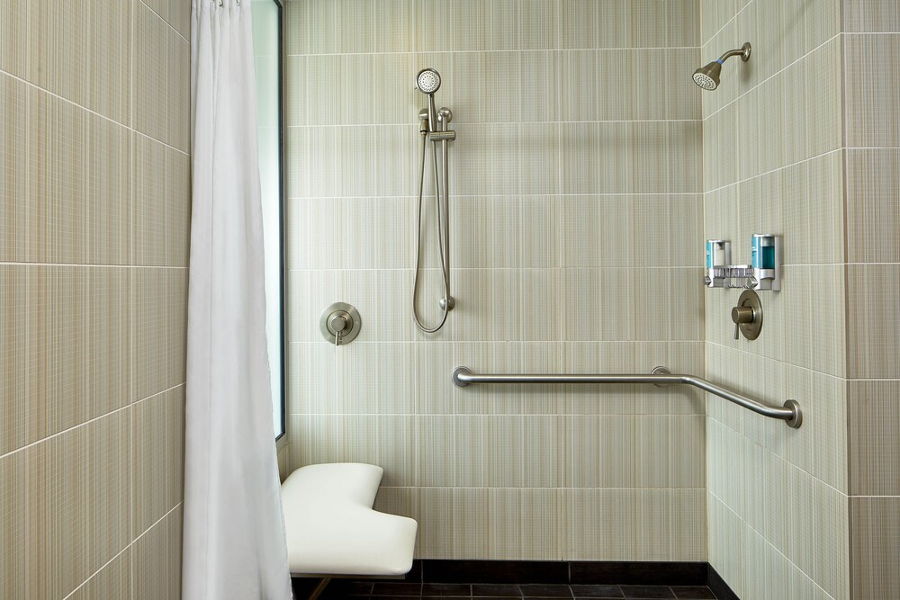 Aloft Chapel Hill - photo 12