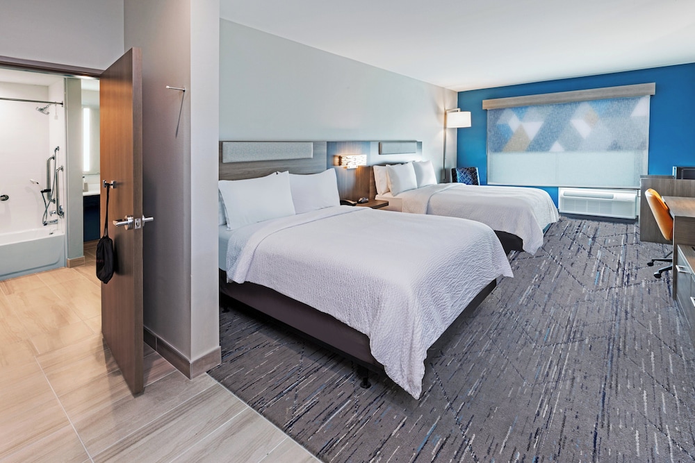 Holiday Inn Express & Suites Senatobia I 55 by IHG - photo 14