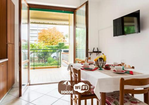 HoliHome_Colombo Open Space 100m dal mare — 4-Star Luxury Hotel in Tortoreto Lido, Italy