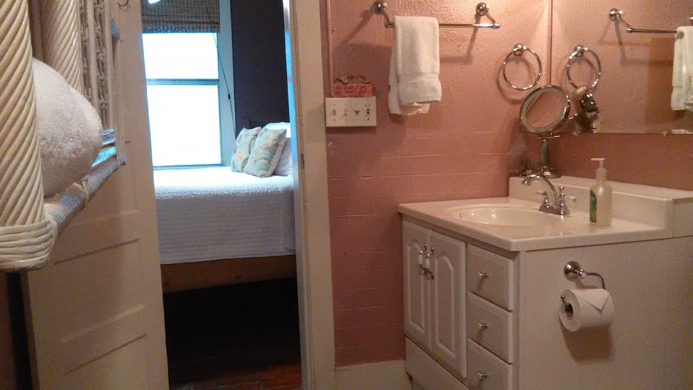 Cottonwood Hotel - photo 61