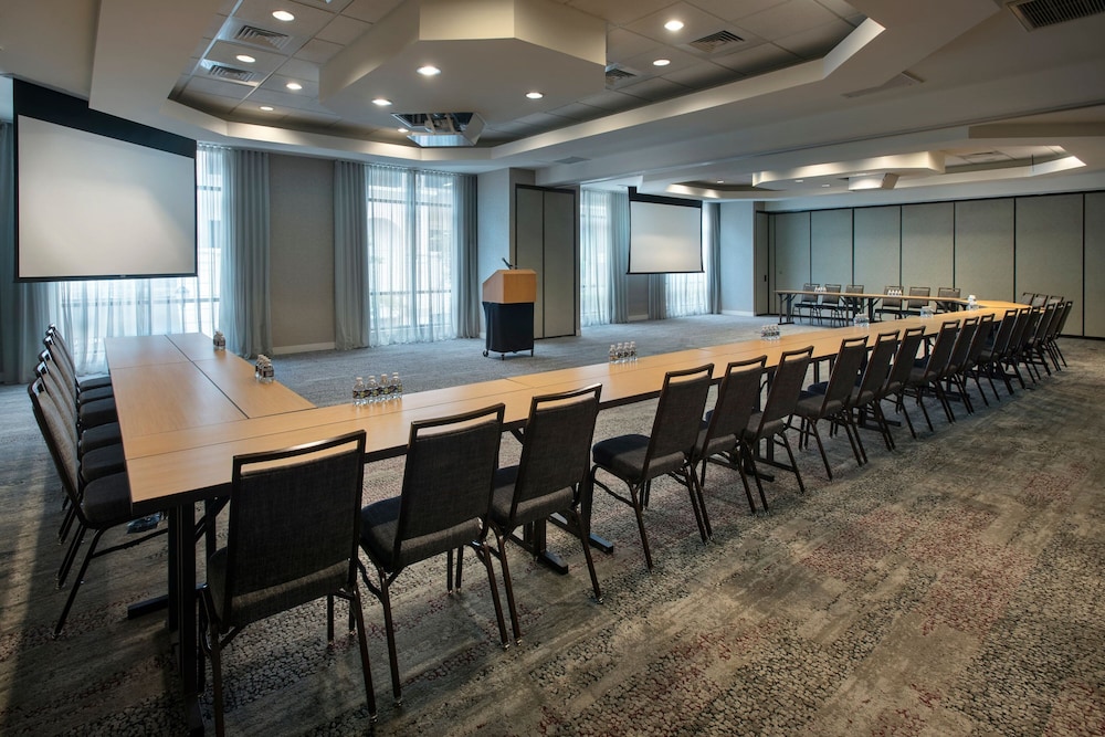 Courtyard by Marriott Gaithersburg Washingtonian Center - photo 45