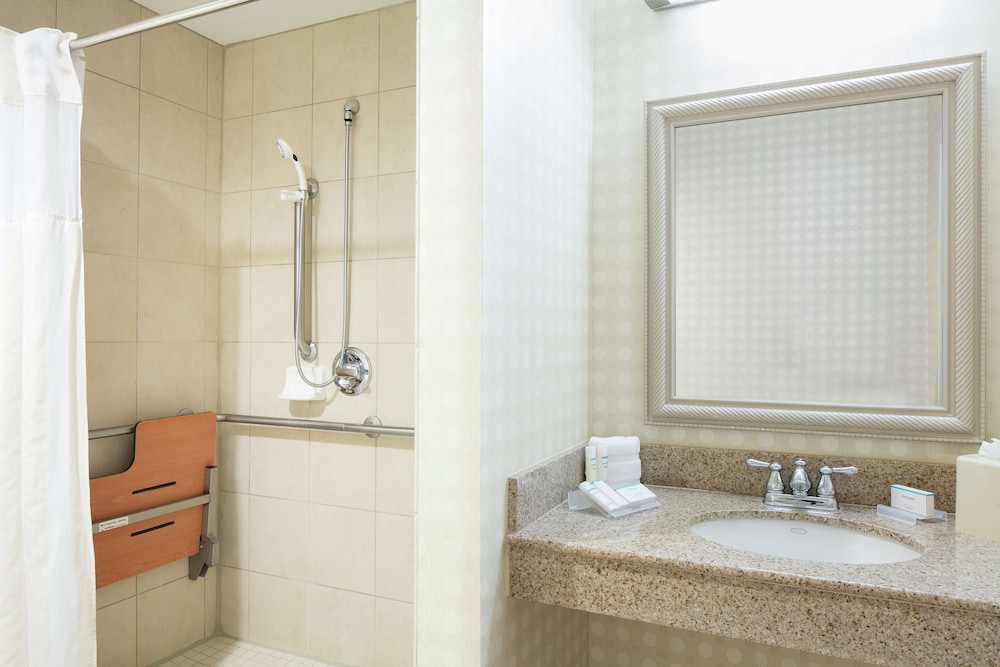 Hilton Garden Inn Omaha West - photo 35