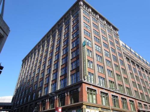 Embassy Suites St. Louis