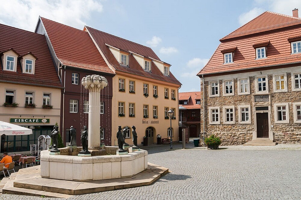 deckerts Hotel am Katharinenstift — hotel in Eisleben Lutherstadt