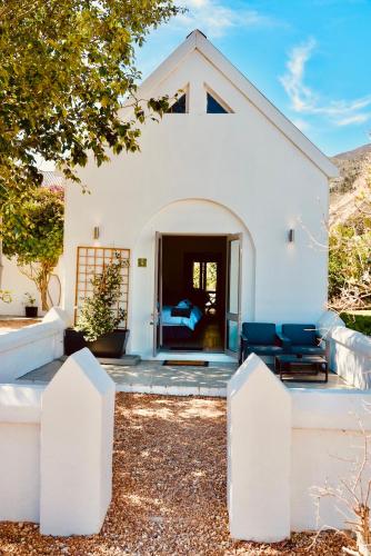 Droom Guesthouse — 4-Star Luxury Hotel in Cape Town, South Africa