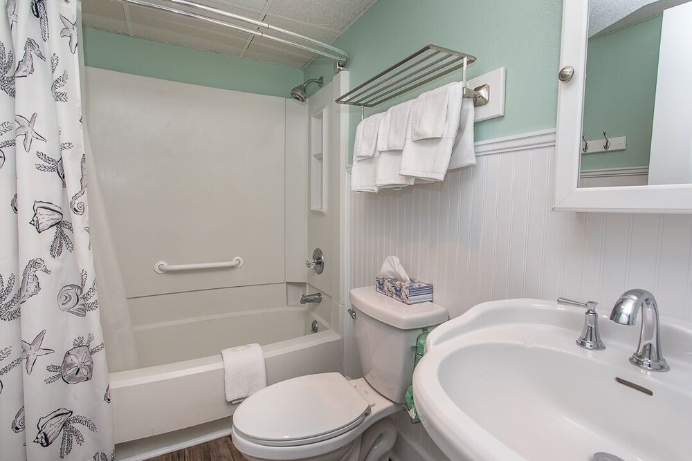 Royal Garden Resort 903 2 Bedroom Condo by RedAwning - photo 18