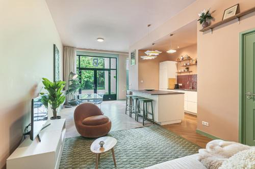 Stylish apartment next to the Amstel River Unit B — 4-Star Luxury Hotel in Amsterdam, Netherlands