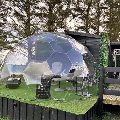 Glamping Domes - carbon neutral hotel in Unknown City