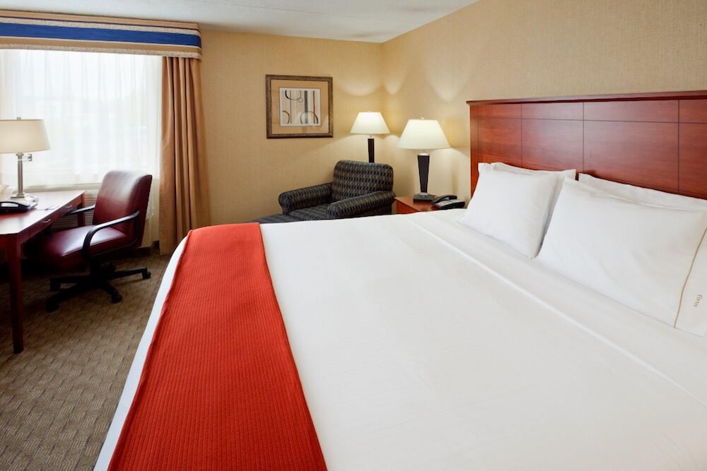Holiday Inn Express Ramsey Mahwah by IHG — hotel in Ramsey