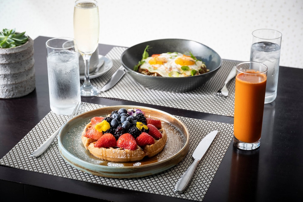Kimpton Epic Hotel By Ihg - photo 74